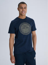 Laden Sie das Bild in den Galerie-Viewer, Fenerbahce 1903 Tshirt